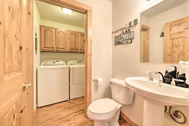 Bathroom 3, Family Getaway on Douglas Lake! Home with Deck, View, Sevier