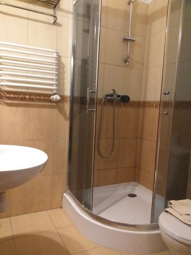 Bathroom 4, Zielony Dworek, Kłobuck