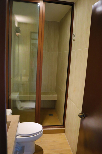 Bathroom 3, MASIA ARAMENI, Morelia