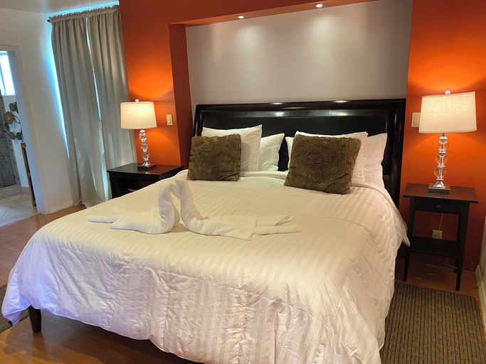 Bedroom 13
