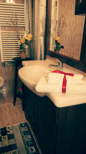 Bathroom 2, Trullo Sereno Angelo, Bari