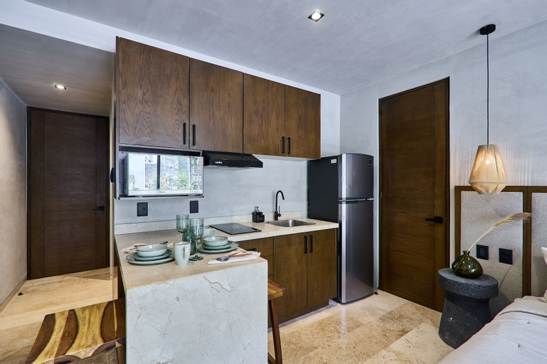 Dining Room 1