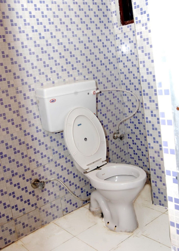 Bathroom 3, Rashal Homes Shimla, Shimla
