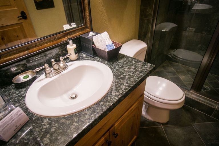 Bathroom 4, Amazing Mountain Views and Full Kitchen by RedAwning - Save 20% on 7+ Nights!, Summit
