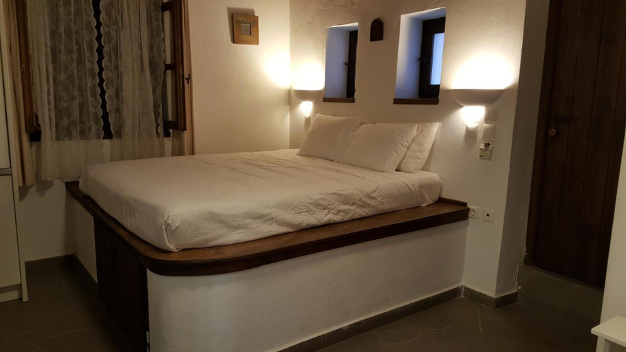 Bedroom 2, Domus Studios, South Aegean
