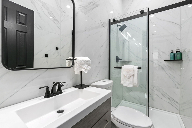 Bathroom 3, Old Town Retreat w/ Hot Tub Steps From Csu!, Larimer