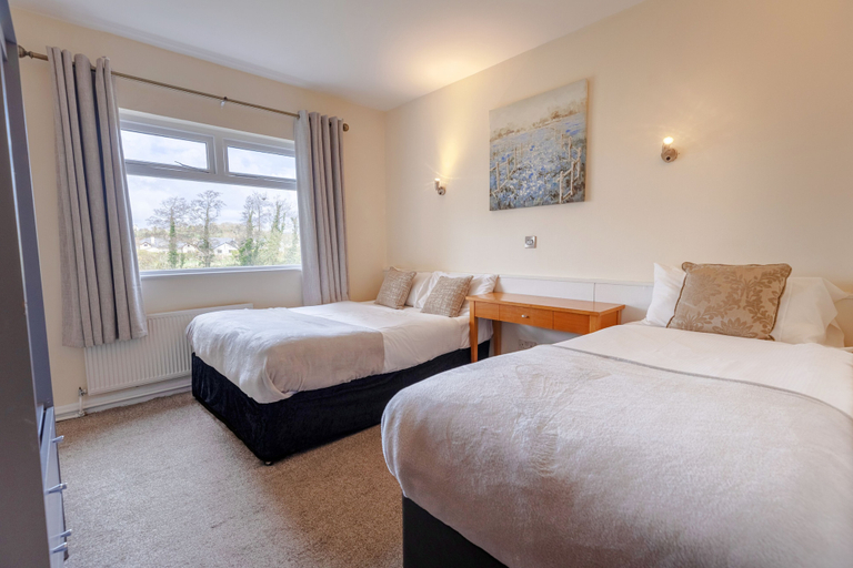 Bedroom 3, Killarney View House B&B