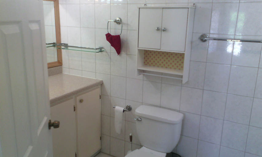 Bathroom, Rodney Heights Grande Splendour