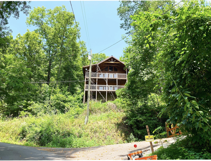 Exterior & Views 2, Picture Perfect 2 Bedroom Cabin by RedAwning, Sevier