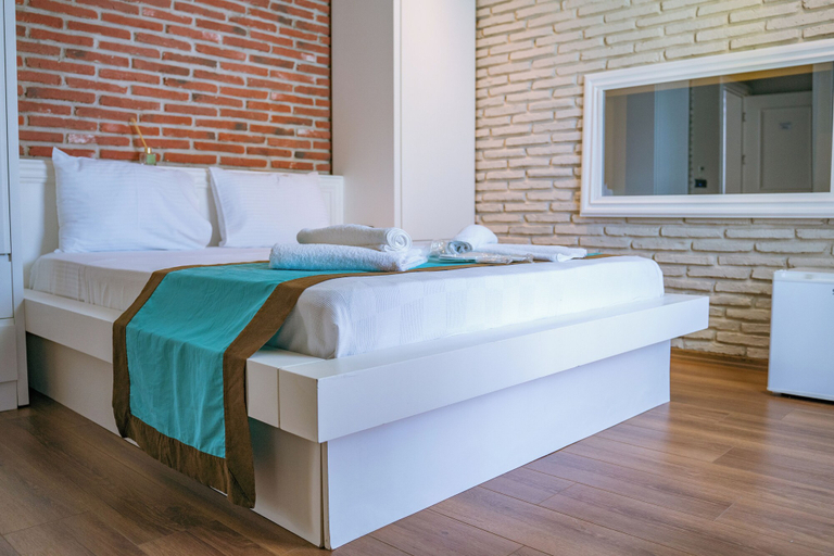 Bedroom 4, Sevilla Otel, Çeşme