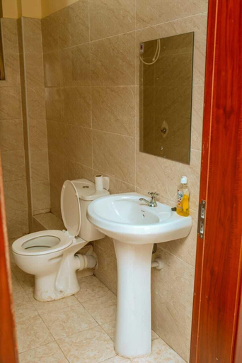 Bathroom 2, City View Suites Ngara, Starehe