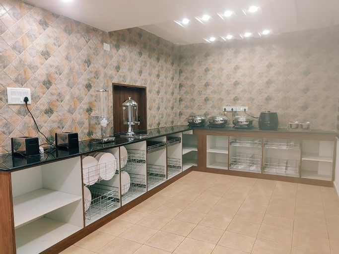 Dining Room 8