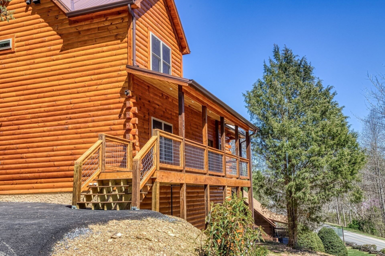 Exterior & Views 2, Er29 - Pop's Perch 2 Bedroom Cabin by RedAwning, Sevier