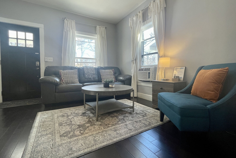 Others 4, The Cottage! Chic Bungalow Near Old Town Square!, Larimer
