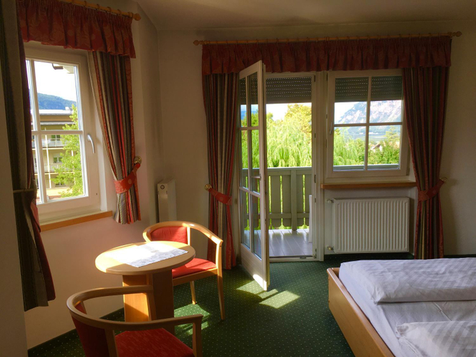 Bedroom, Hotel Turmwirt, Bolzano