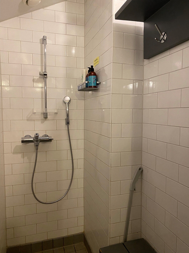 Bathroom 3, Hostel Suomenlinna, Uusimaa