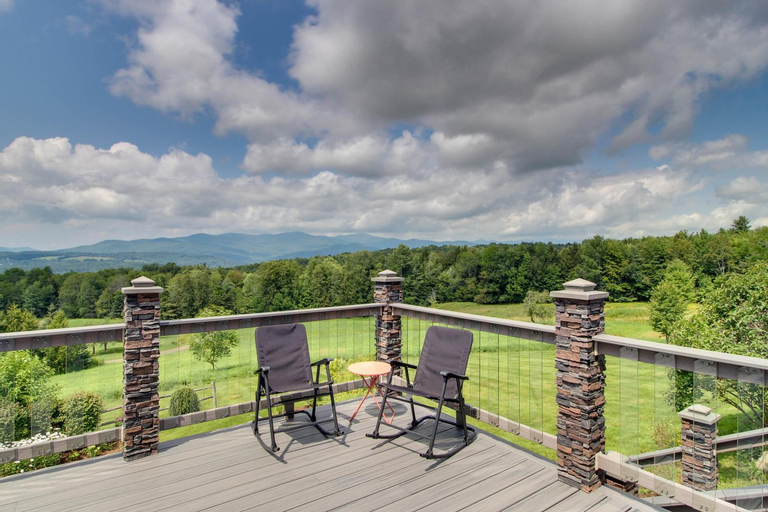 Green Mountain Manor, Washington