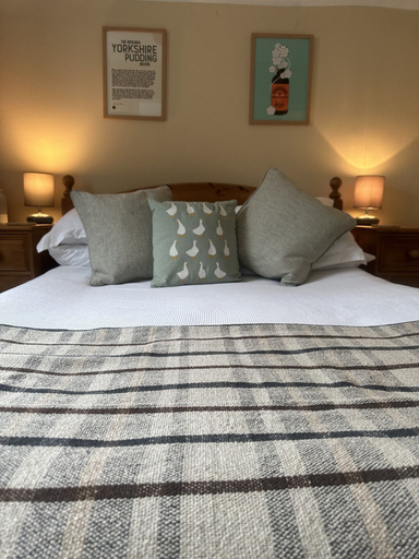 Bedroom 2, Pinfold Cottage, York