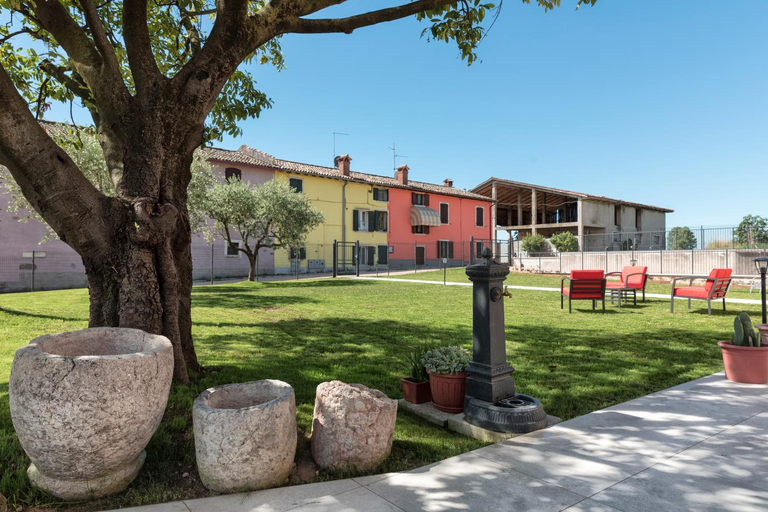 Others 2, Apartments Giuliana, Verona