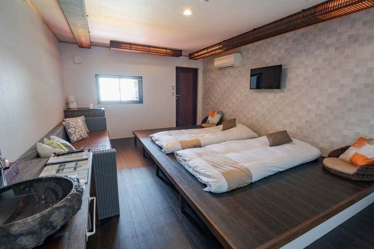 Bedroom 4, XYZ Private spa and Seaside Resort, Shirahama