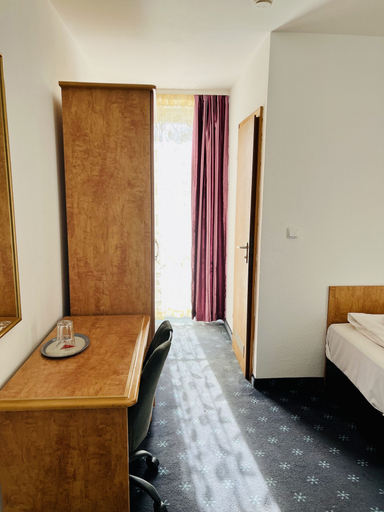 Bedroom 4, Hotel Neo Cologne Bonn Airport, Rheinisch-Bergischer Kreis
