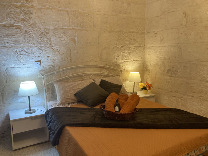 Bedroom 2, Charming Central Townhouse in Sliema