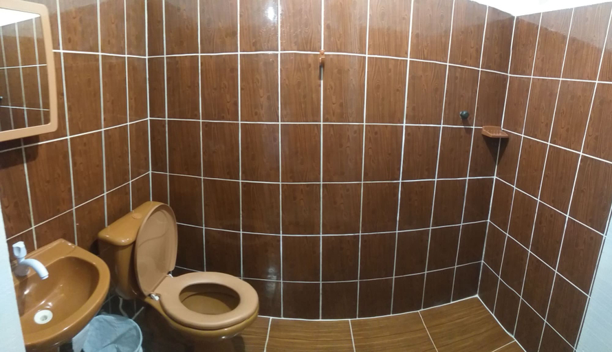Bathroom 4, Hotel Primu's, Novo Airão