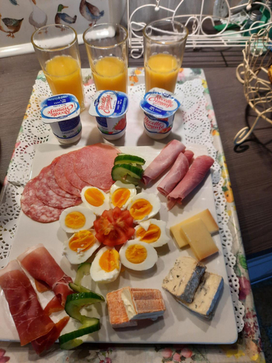 Food & Drinks 5, La Pitardiere Gite, Mayenne
