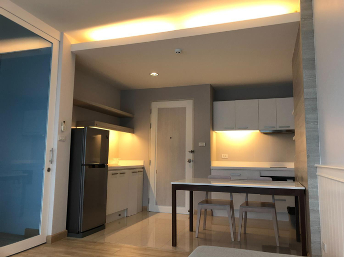 Dining Room 7