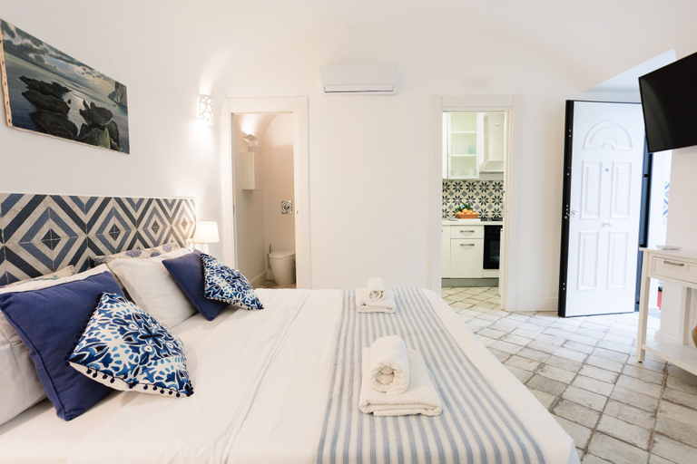 Bedroom 3, Suite Saint Michael, Napoli
