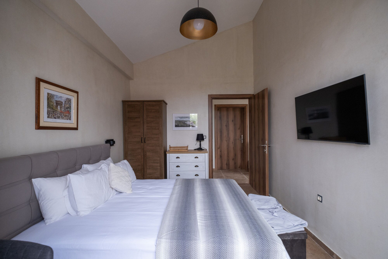 Bedroom 3, blue crystal view, East Macedonia and Thrace