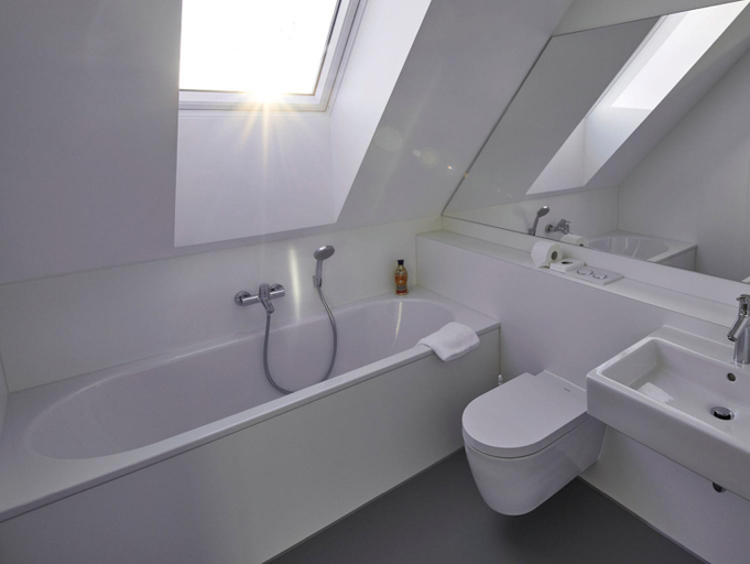 Bathroom 2, Radhotel am Gleis, Konstanz