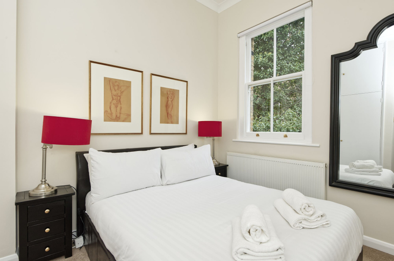 Bedroom 3, Flying The Flag For Earl's Court, London