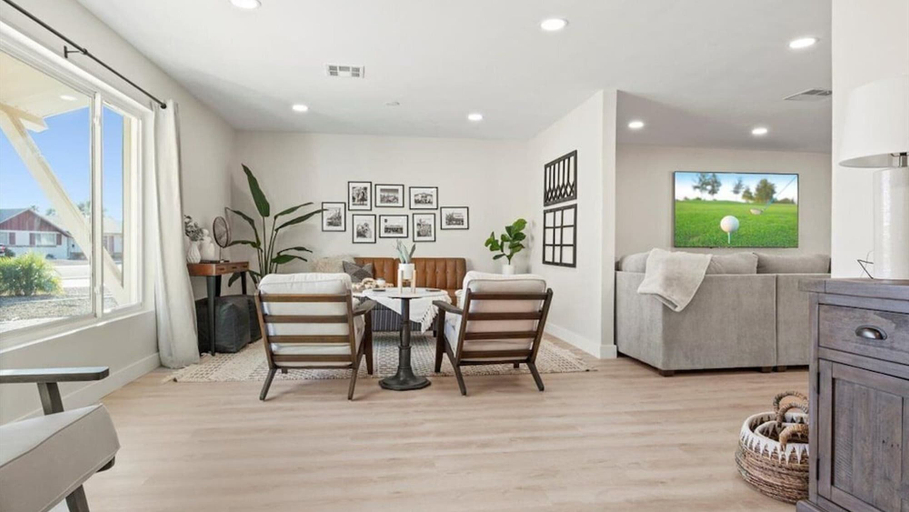 Living area 5, Just Listed! Old Town Paradise W/htd Pool & Spa!, Maricopa