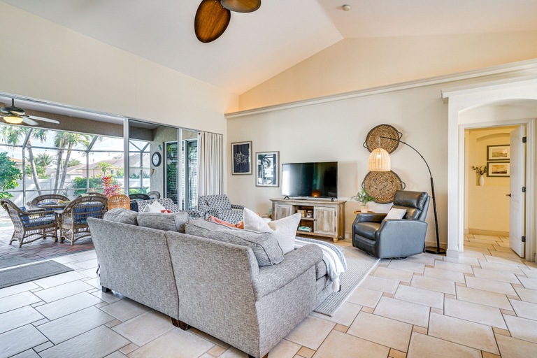 Others 5, Spacious Oasis with Lagoon Pool and Spa in Cape Coral!, Lee