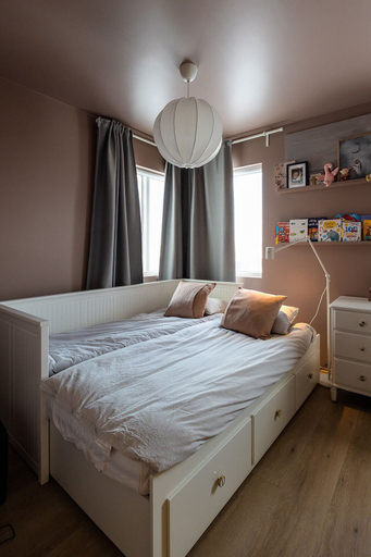 Bedroom 2, Luxurious Large Home, Perfect for Your Group, Hafnarfjörður