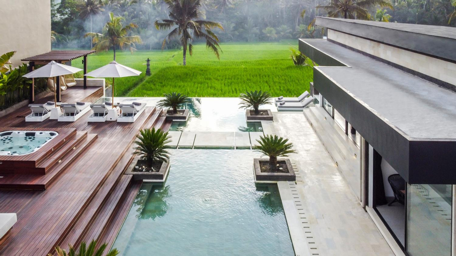 Swimming Pool 9