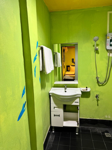 Bathroom 3, MedyHouse, Muang Chiang Mai