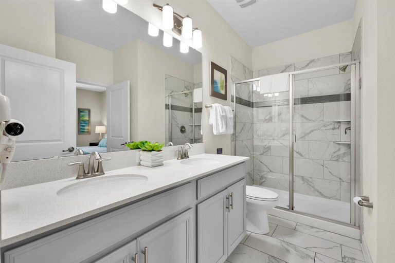 Bathroom 4, 9046 Stinger dr, Osceola