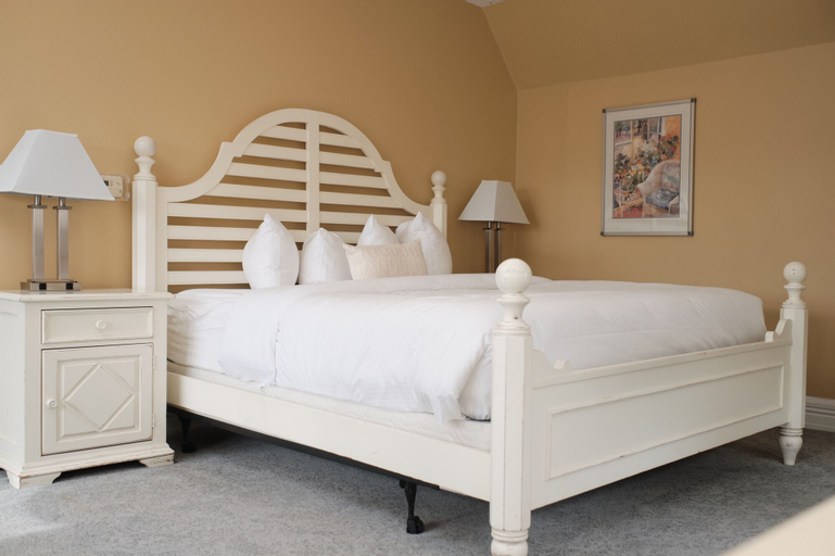 Bedroom 26