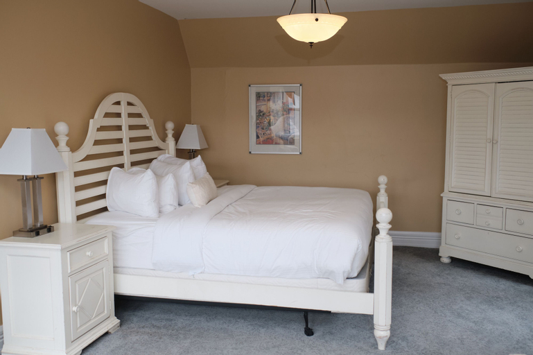 Bedroom 21