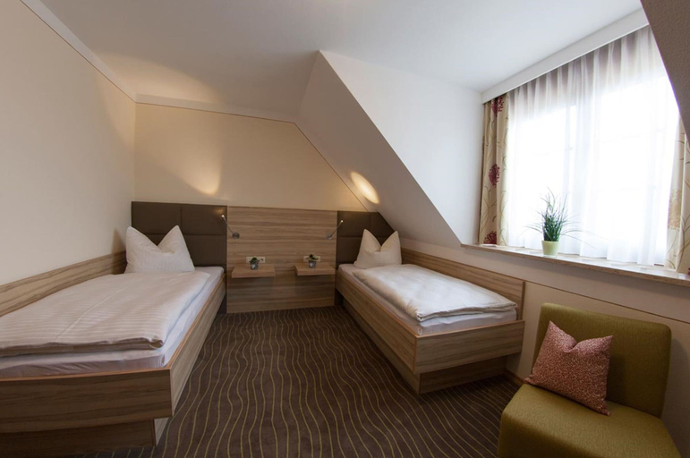 Bedroom, Hotel Strasshof, Pfaffenhofen an der Ilm