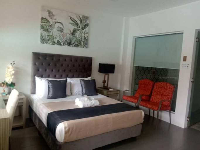 Bedroom 3, Splash Oasis Resort Hotel, Los Baños