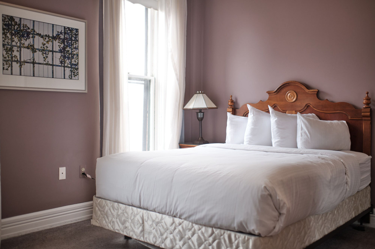 Bedroom 23