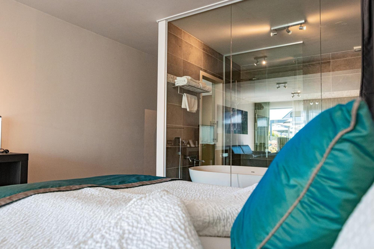 Bedroom 3, Abalona Hotel & Apartments, Oost-Vlaanderen