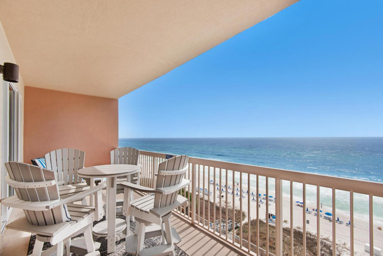 Others 5, Sunrise Beach 910, Bay
