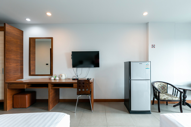 Bedroom 12