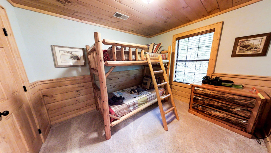 Bedroom 2, Sugar Bear Mountain Hideaway, Sevier