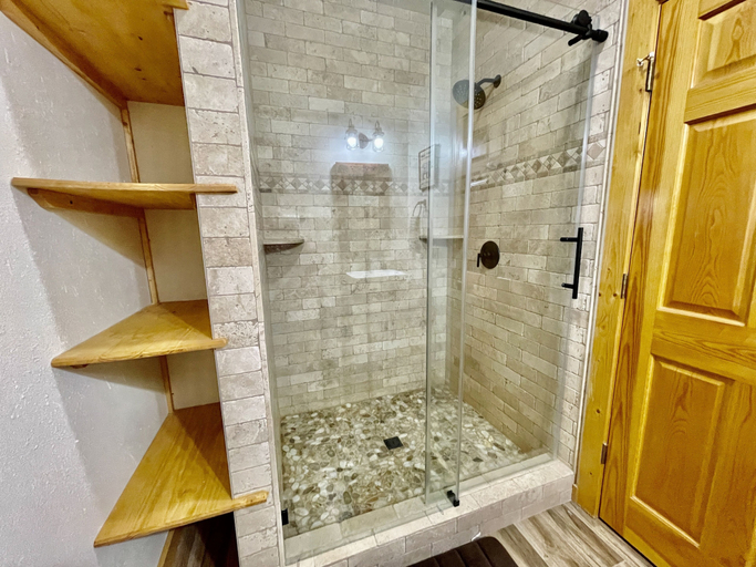 Bathroom 3, Picture Perfect 2 Bedroom Cabin by RedAwning, Sevier
