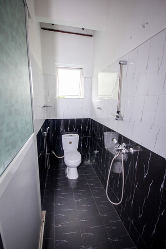 Bathroom 4, Mass Eco Cabana Yoga & Spa - Unawatuna, Habaraduwa